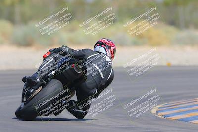 media/Sep-25-2023-Moto Forza (Mon) [[81ffa65e0a]]/B-C Group/Session 4 (Turn 2 Backside)/
